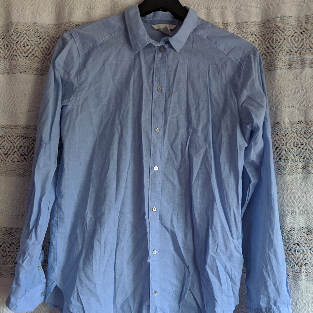 H&M button down collard shirt